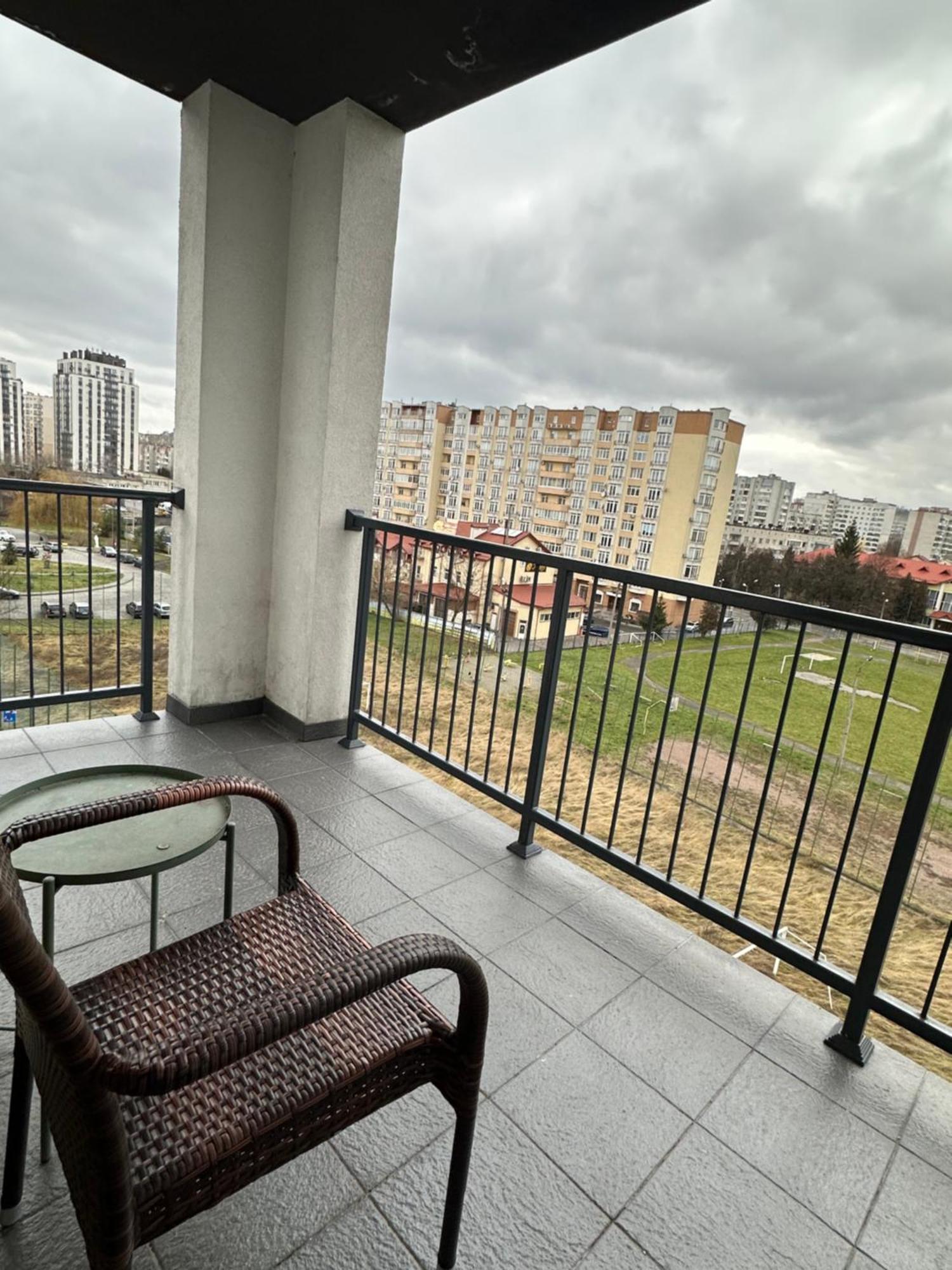 Appartement Avalon On Lypynskogo Street à Lviv Extérieur photo
