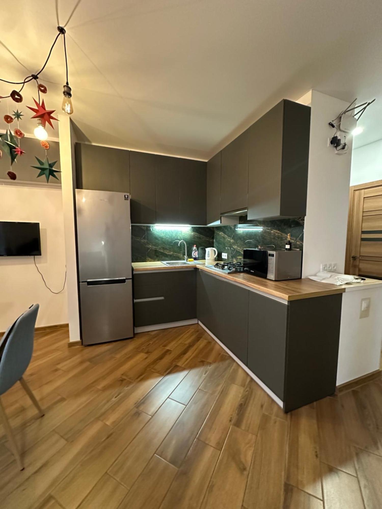 Appartement Avalon On Lypynskogo Street à Lviv Extérieur photo
